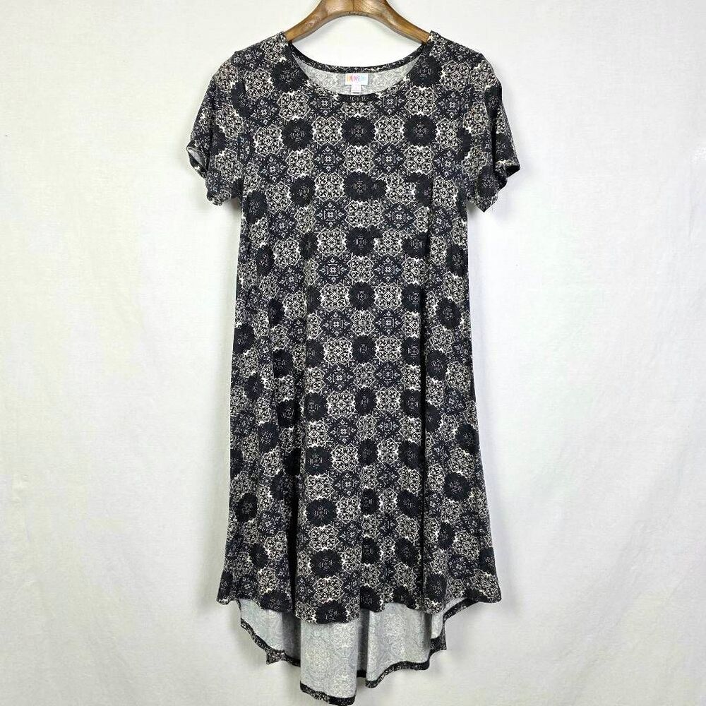 LuLaRoe Carly S Black White Geo Hi Low Dress